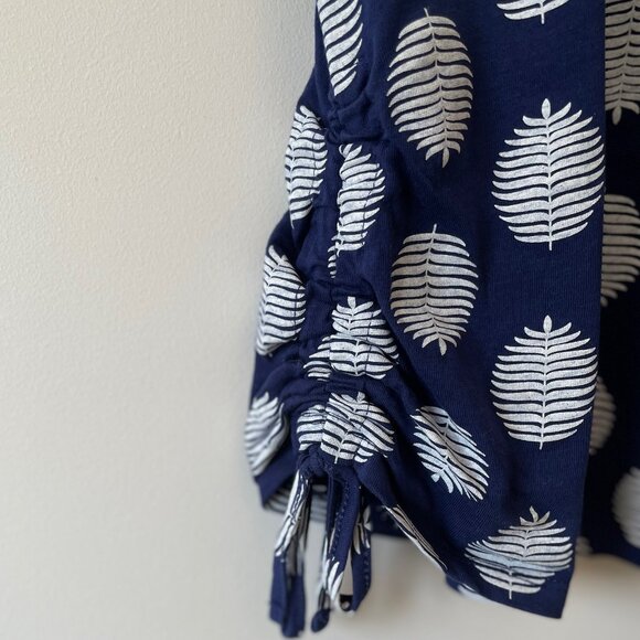 mySTYLE Palm Print Tee - Picture 4 of 8